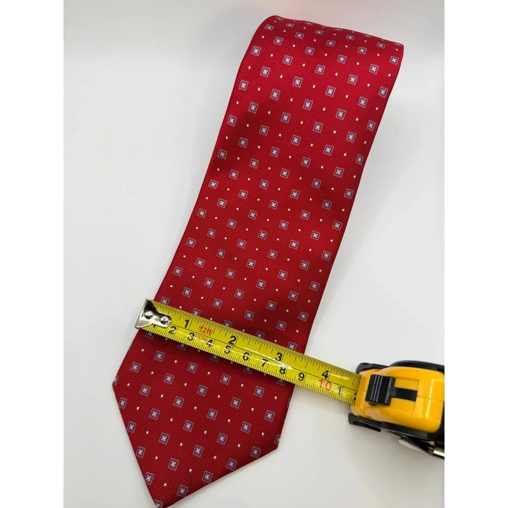 Brooks Brothers Red Geometric Silk Tie Stain Resistant Made in USA Italian Silk